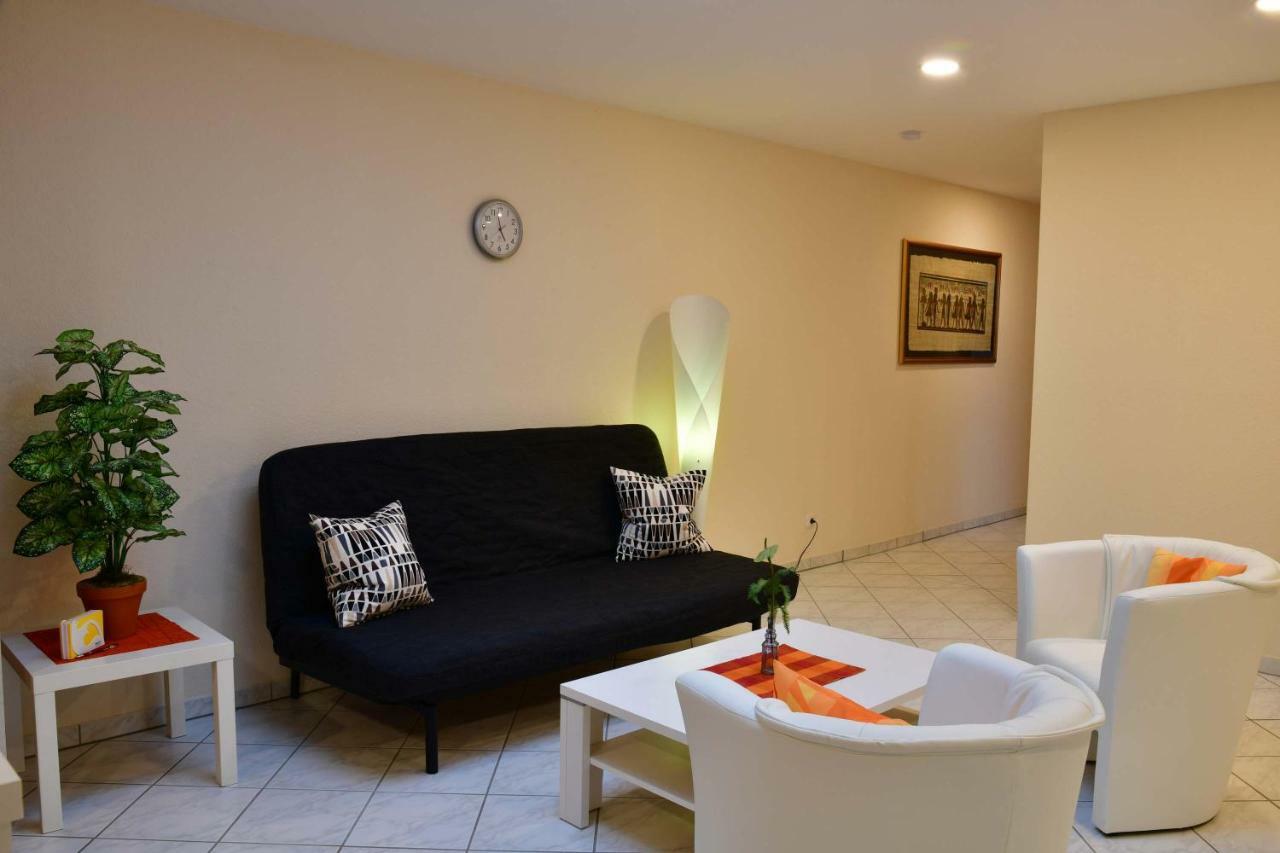 Apartment Annis Wohnschlösschen Mainhausen